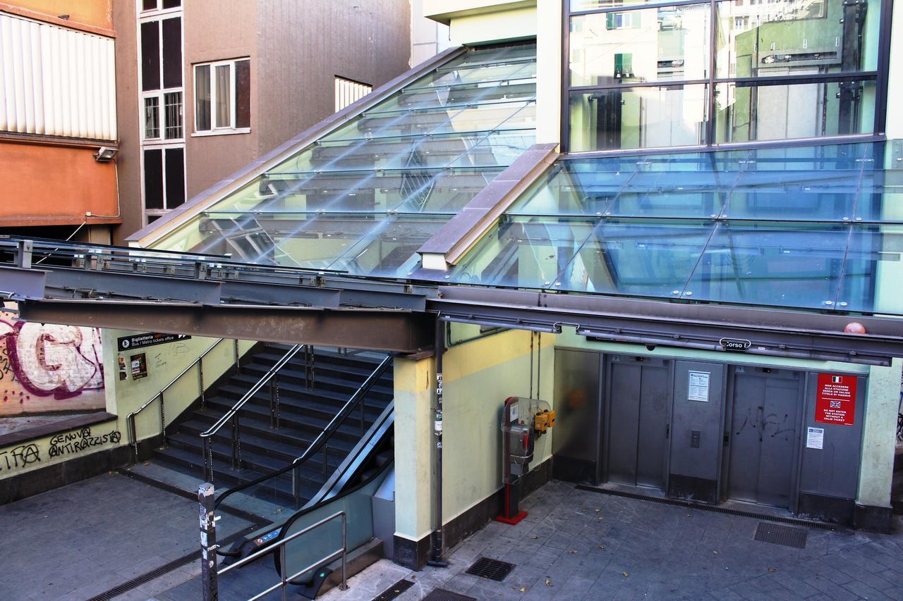 Bb Tube Panzió Genova Kültér fotó